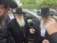הגר"ע אויערבאך במסעו