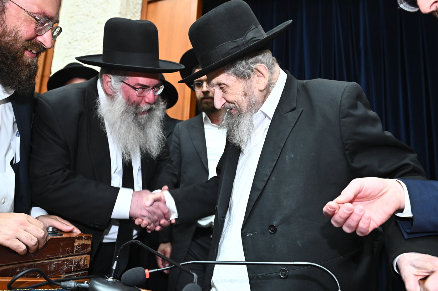 הגר"ד לנדו בישיבת מיר בברכפלד