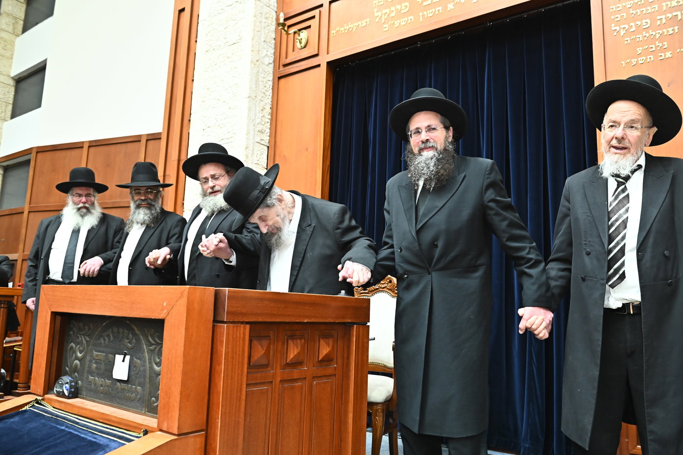 הגר"ד לנדו בישיבת מיר בברכפלד