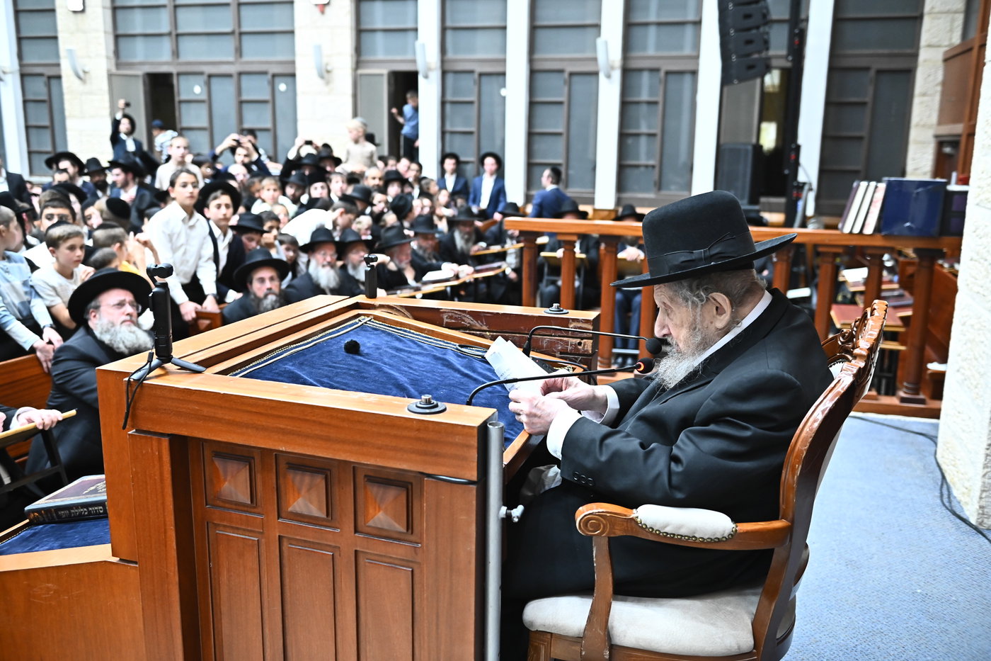 הגר"ד לנדו בישיבת מיר בברכפלד