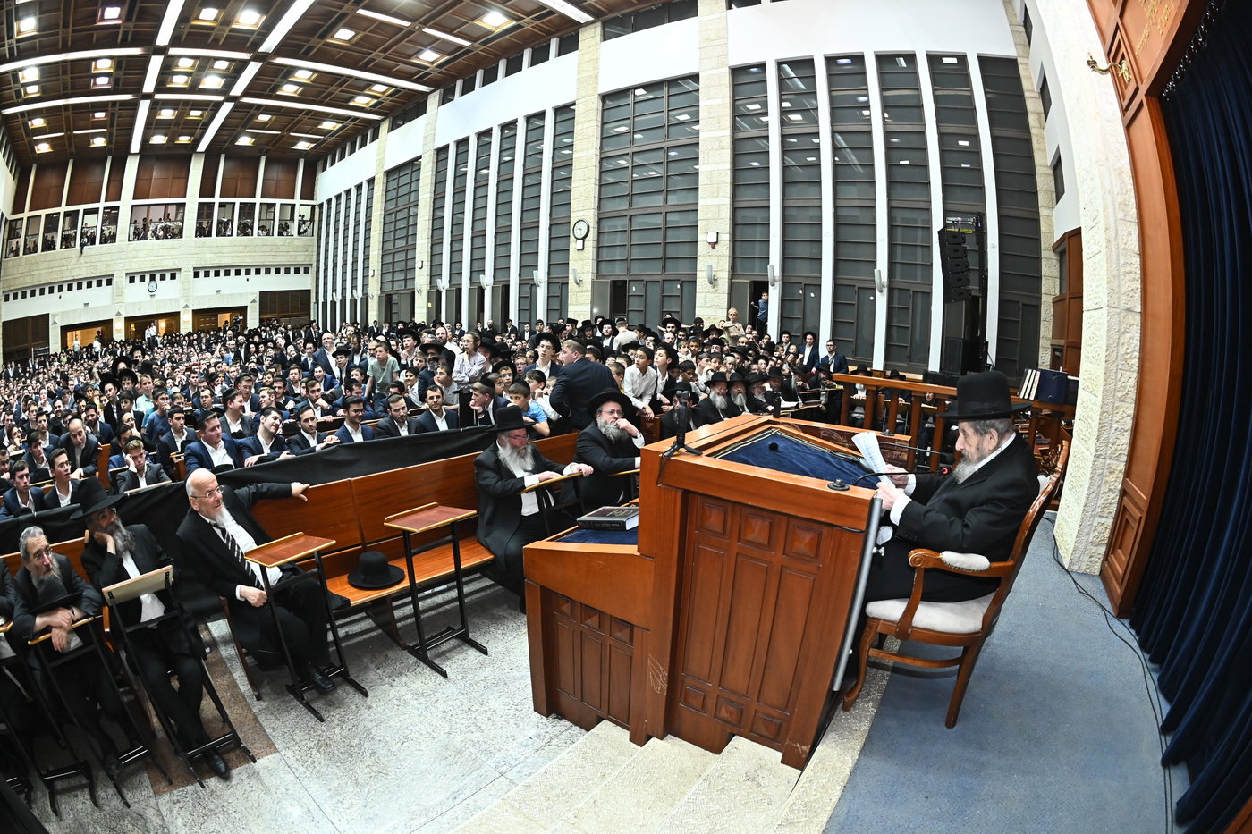 הגר"ד לנדו בישיבת מיר בברכפלד
