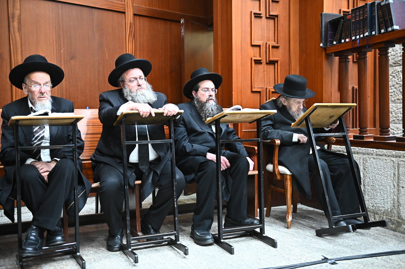 הגר"ד לנדו בישיבת מיר בברכפלד