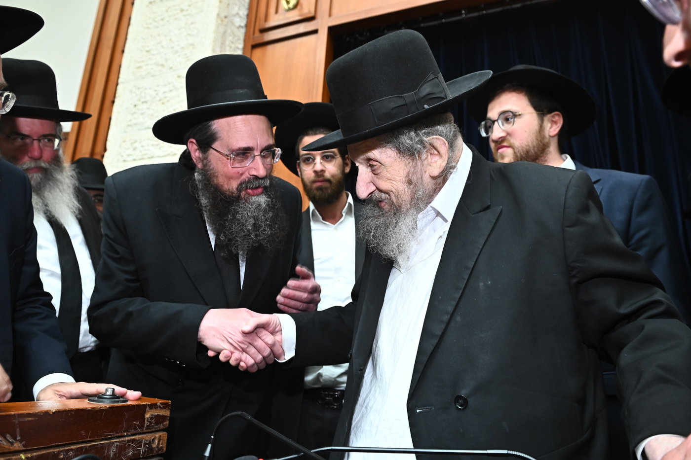 הגר"ד לנדו בישיבת מיר בברכפלד