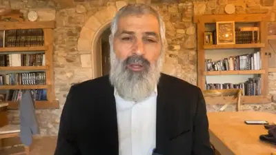 צבי יחזקאלי בפינה מיוחדת לחג השבועות • צפו