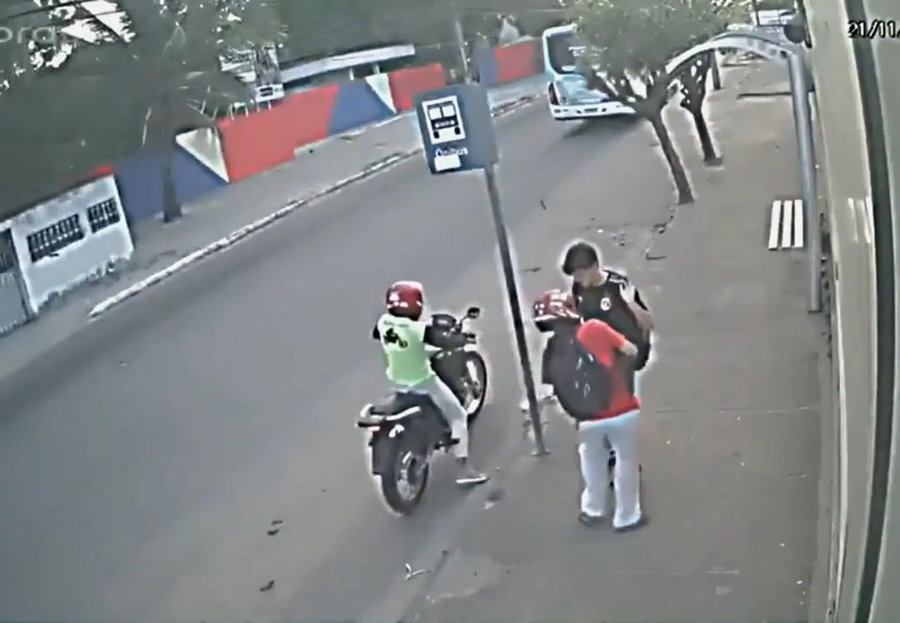"תשדדו אותי בכיף": השודדים לא הבינו מי עומד מאחורי הגב שלהם