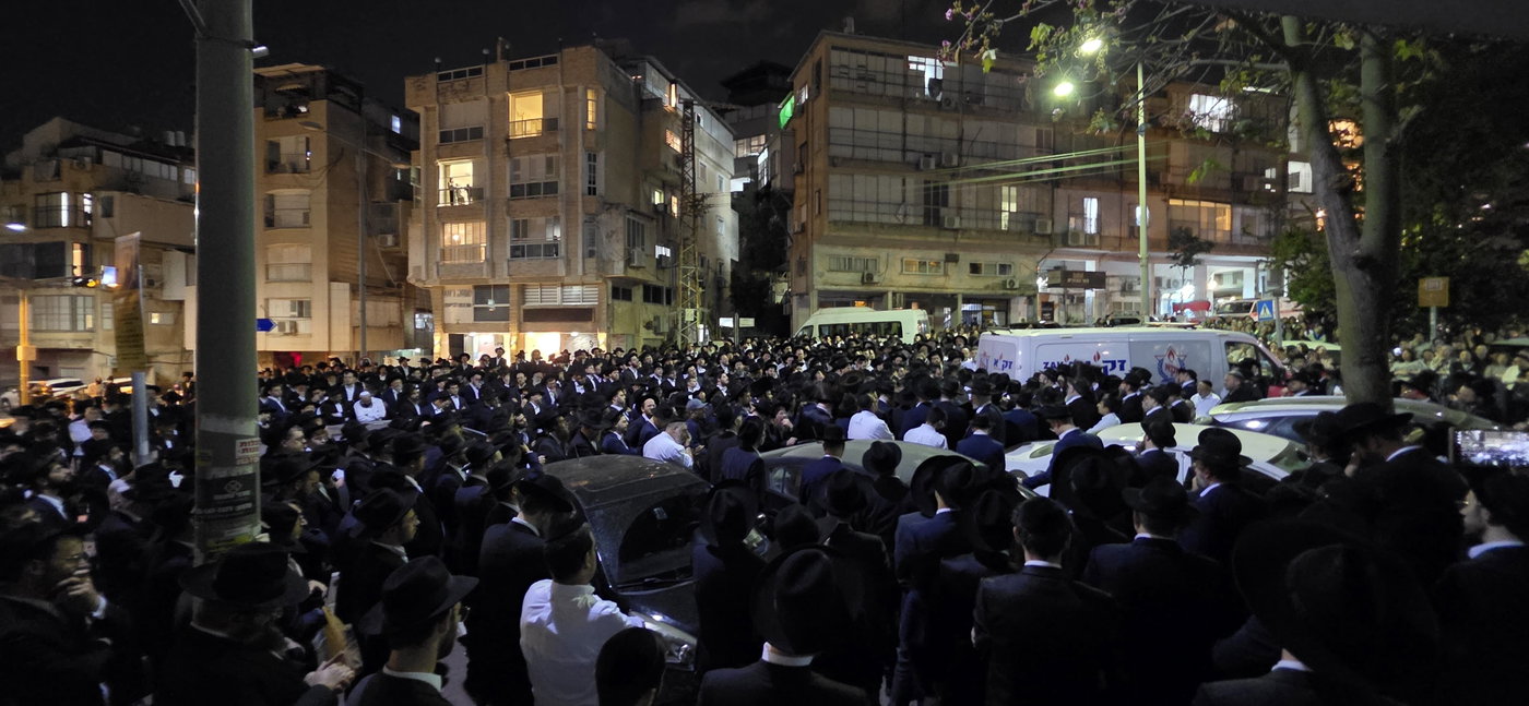 אסון רודף אסון; הדוד נספה באסון הרכבת, הבן נפטר, וכעת האבא הצעיר הלך לעולמו