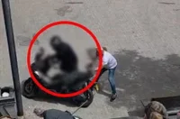 תיעוד דרמטי: חנק ותקף את בעלת חנות התכשיטים, אזרחים התערבו