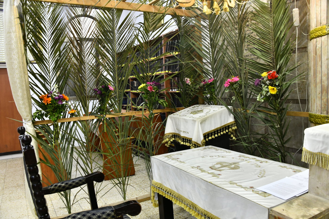 ערב חג השבועות בבני ברק