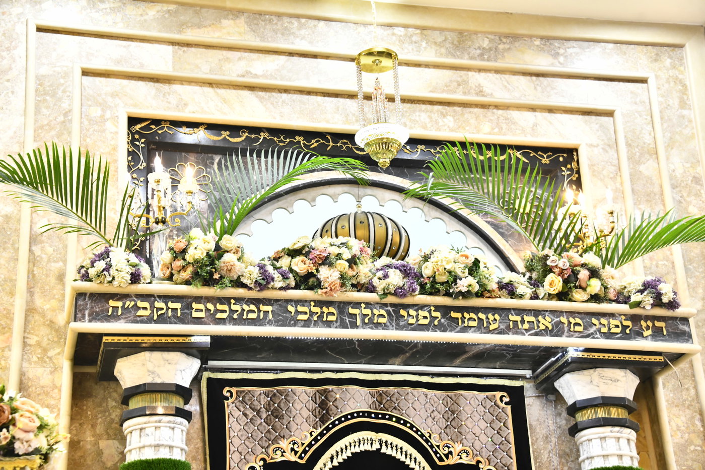 ערב חג השבועות בבני ברק