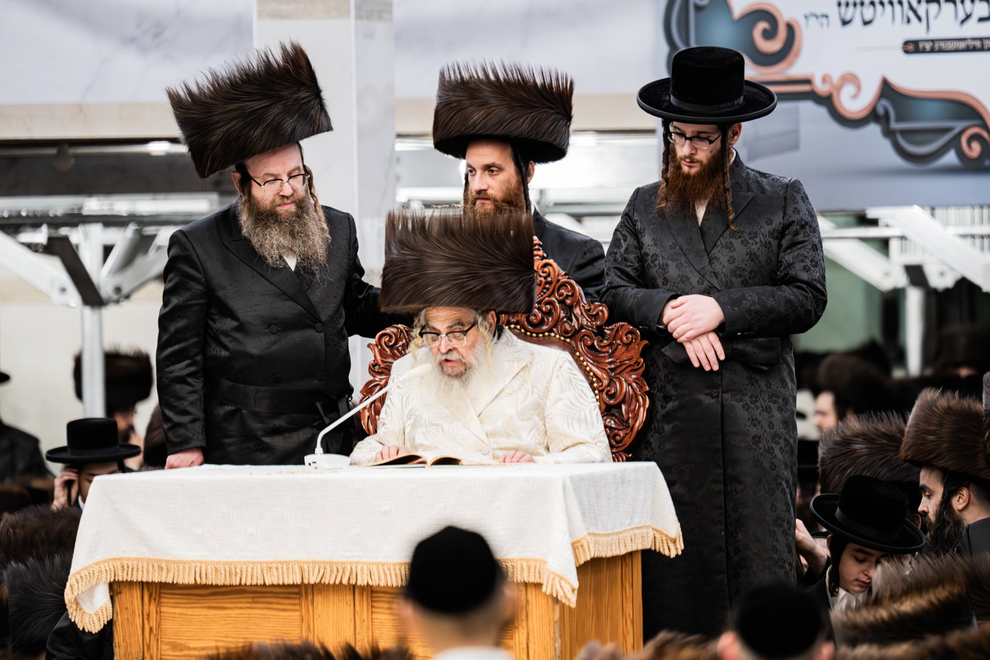 נעילת החג שבועות בחצה"ק סאטמר
