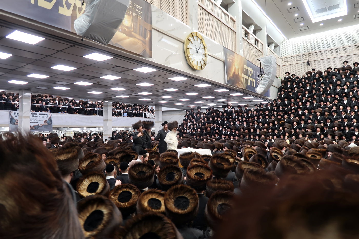 נעילת החג שבועות בחצה"ק סאטמר