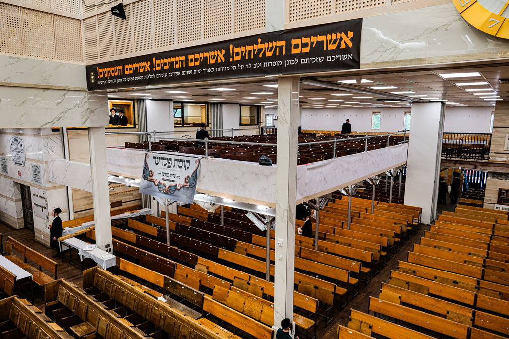 ההכנות לחג השבועות בחצה"ק סאטמר
