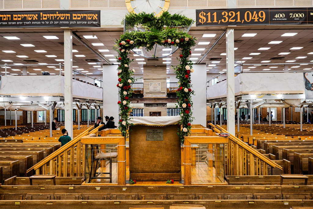 ההכנות לחג השבועות בחצה"ק סאטמר
