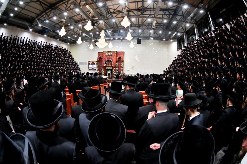שבועות בחצה"ק ויזניץ