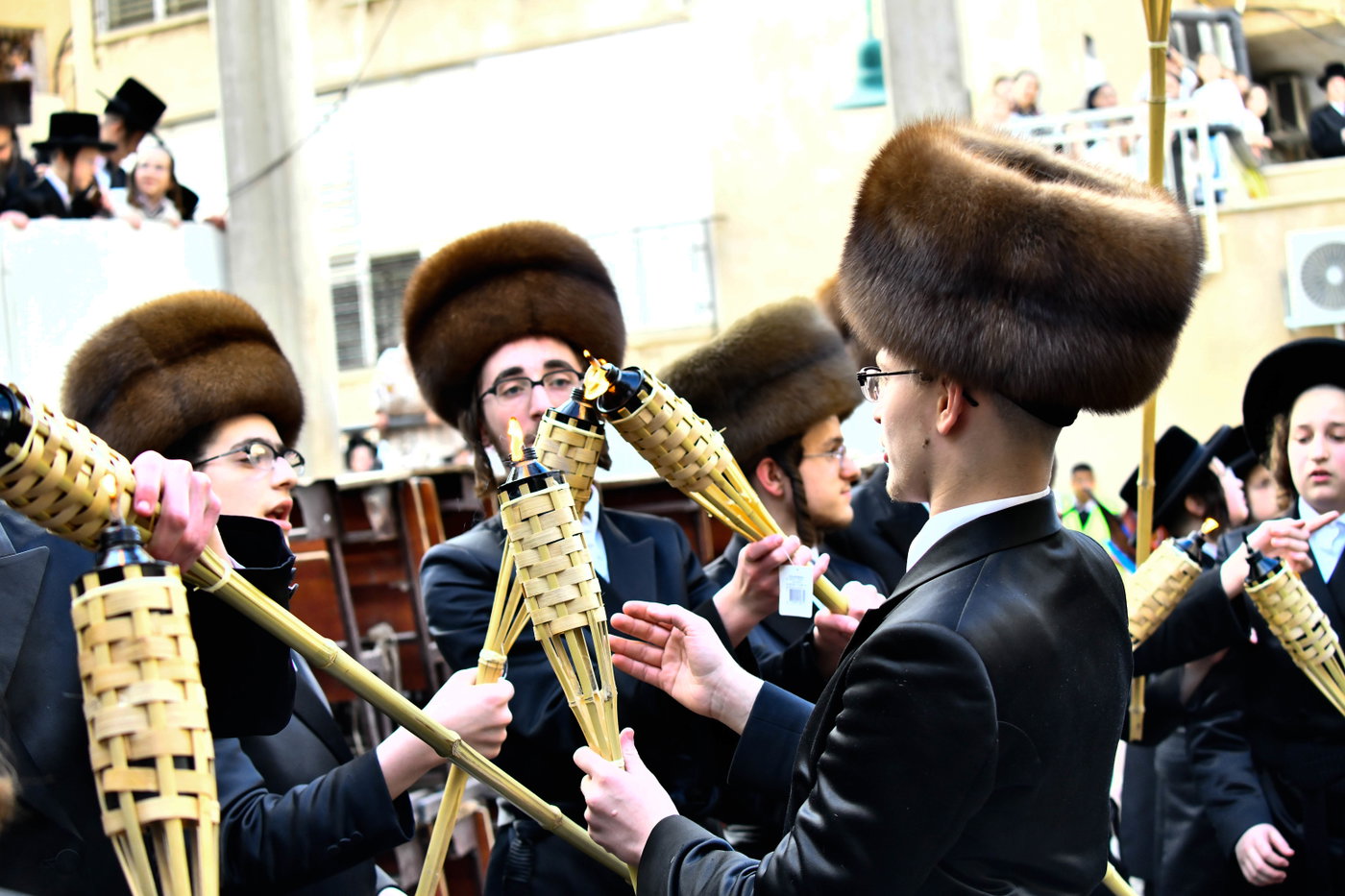 מעמד הכנסת ס"ת של האדמו"ר מויז'ניץ