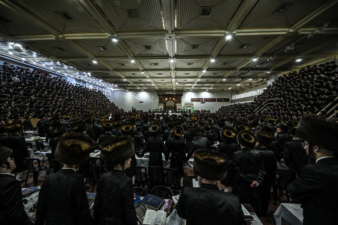 חג השבועות בחצה"ק צאנז
