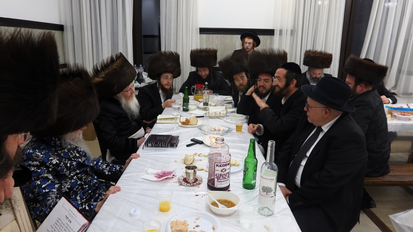 האדמו"ר מקרעטשניף קריית גת במסע הקודש לאירופה