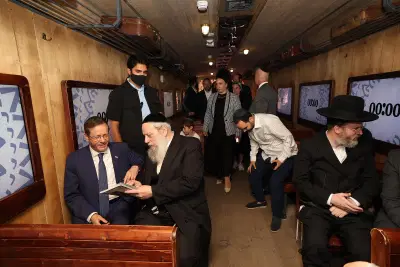 הנשיא במיצג המולטימדיה במוזיאון החזון איש