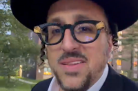 הזמר ליפא שמלצר התארס? | השמועות ברשת וסרטון ההבהרה החריג