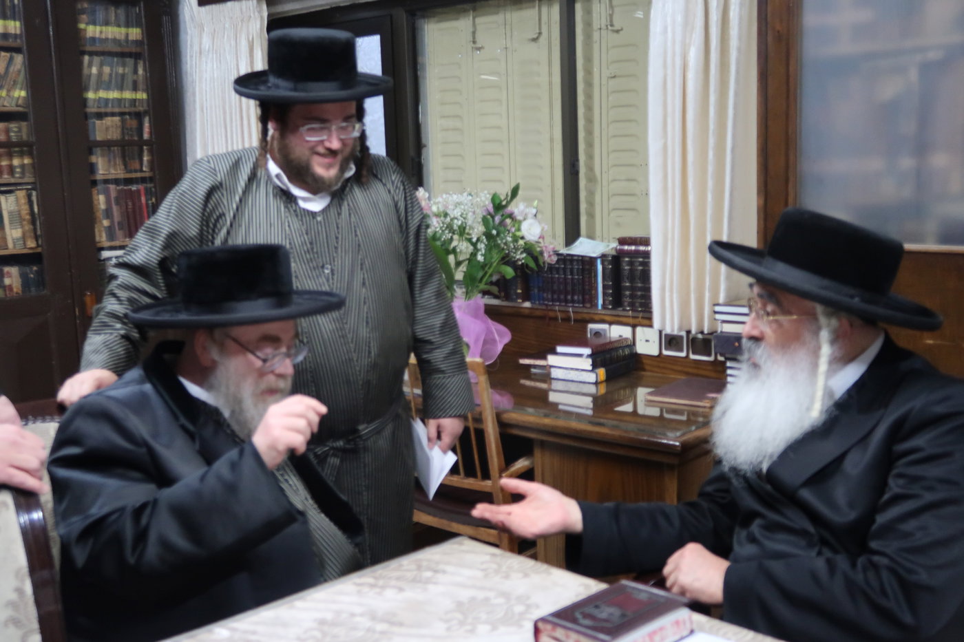 הגה"צ רבי ישראל יוסף קאהן אצל גדולי ישראל