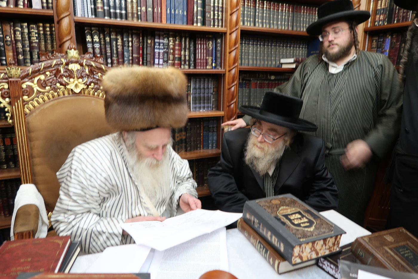 הגה"צ רבי ישראל יוסף קאהן אצל גדולי ישראל