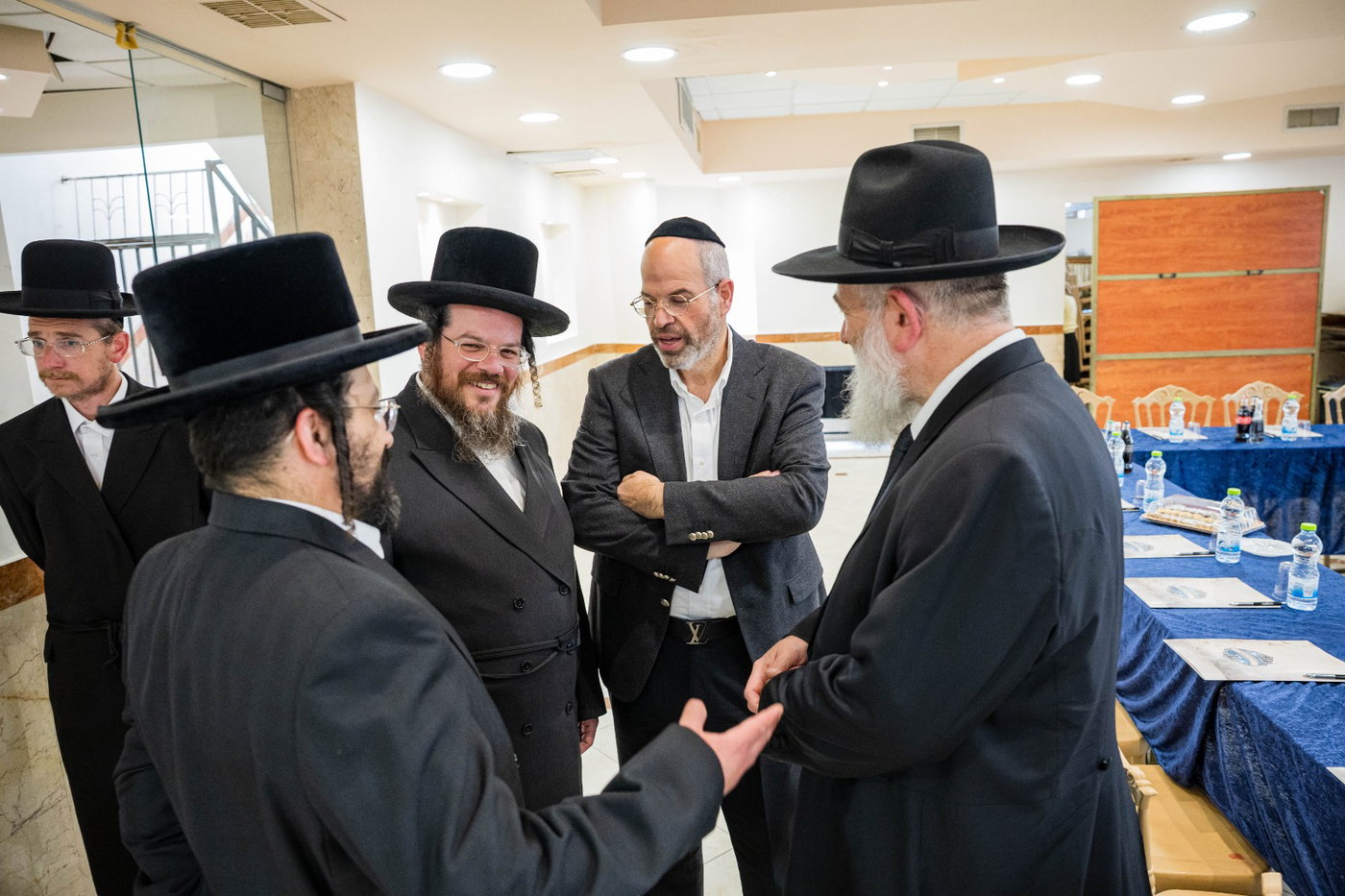 עשרות מנהלי ומחנכי תלמודי תורה בבני ברק בכנס ל'ועידת החינוך המיוחד באידיש'