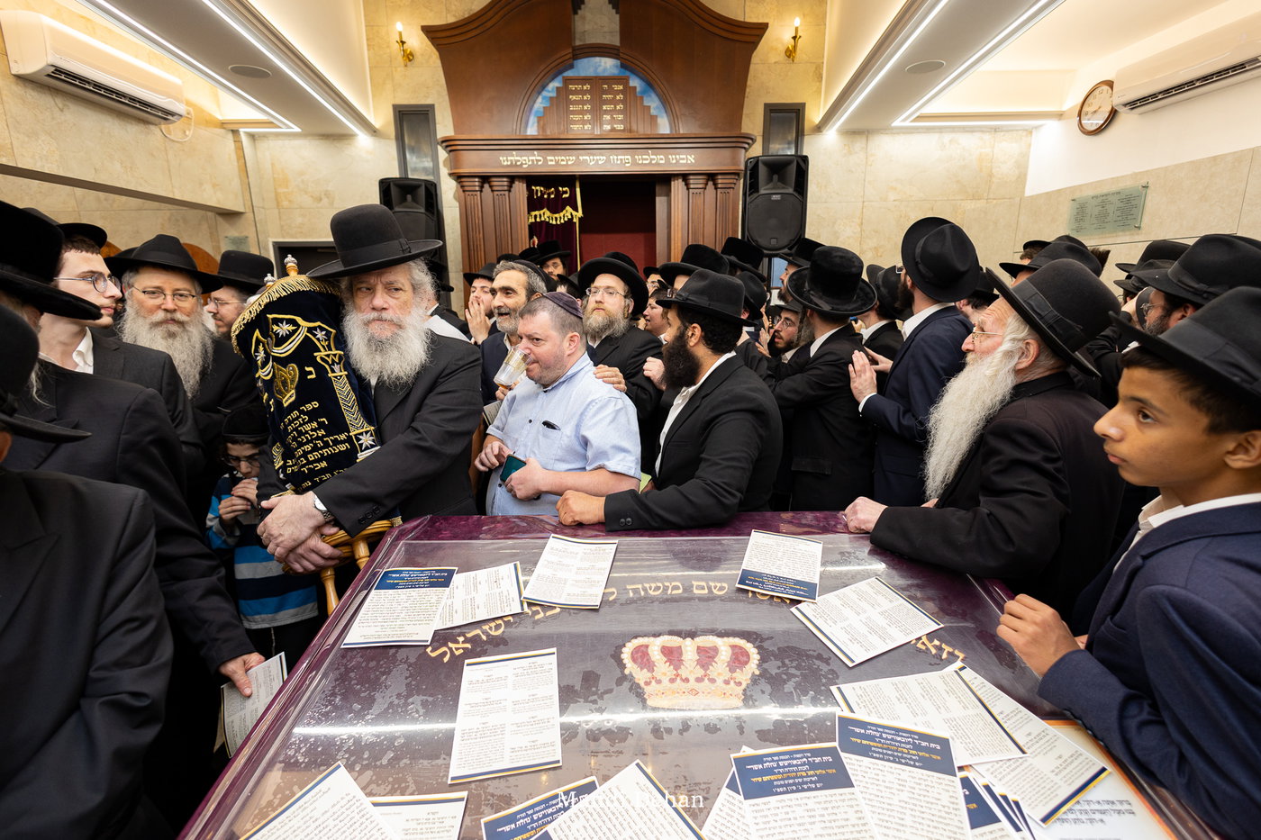 הכנסת ספר תורה לחב"ד בבני ברק