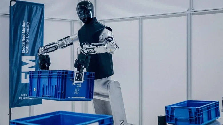 הרובוט של בוש ו-Humanoid Robotics במהלך הניסוי