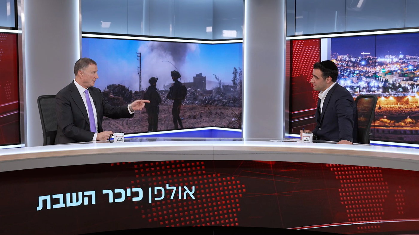 ח"כ יואל יולי אדלשטיין בריאיון באולפן 'כיכר השבת'