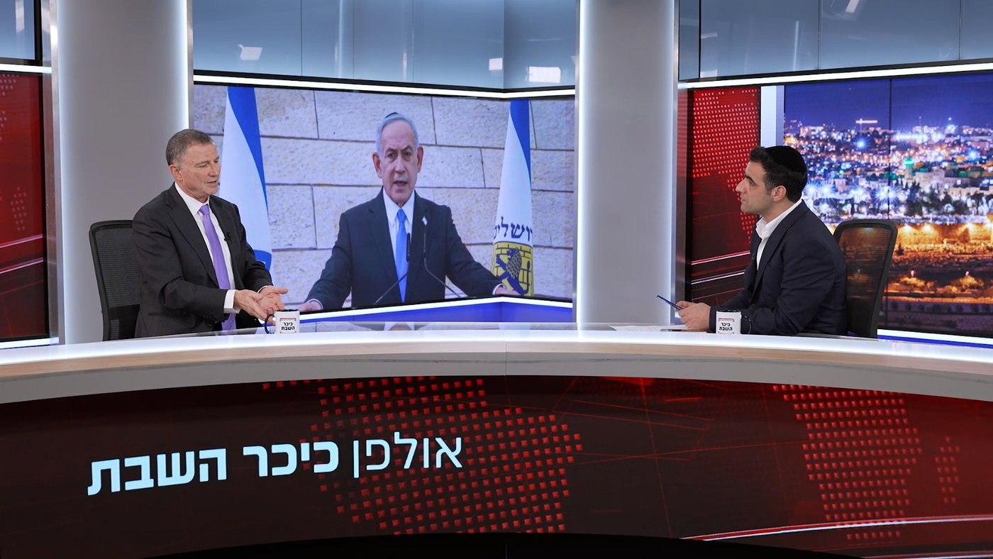 ח"כ יואל יולי אדלשטיין בריאיון באולפן 'כיכר השבת'