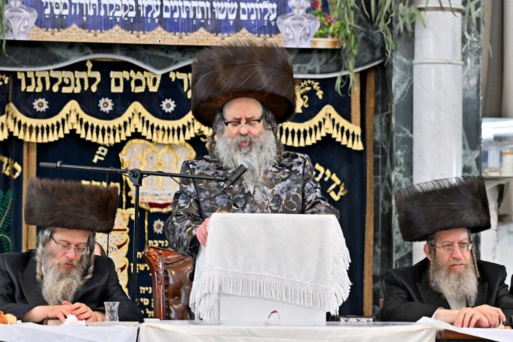 נעילת החג שבועות אצל הגרח"צ מייזליש