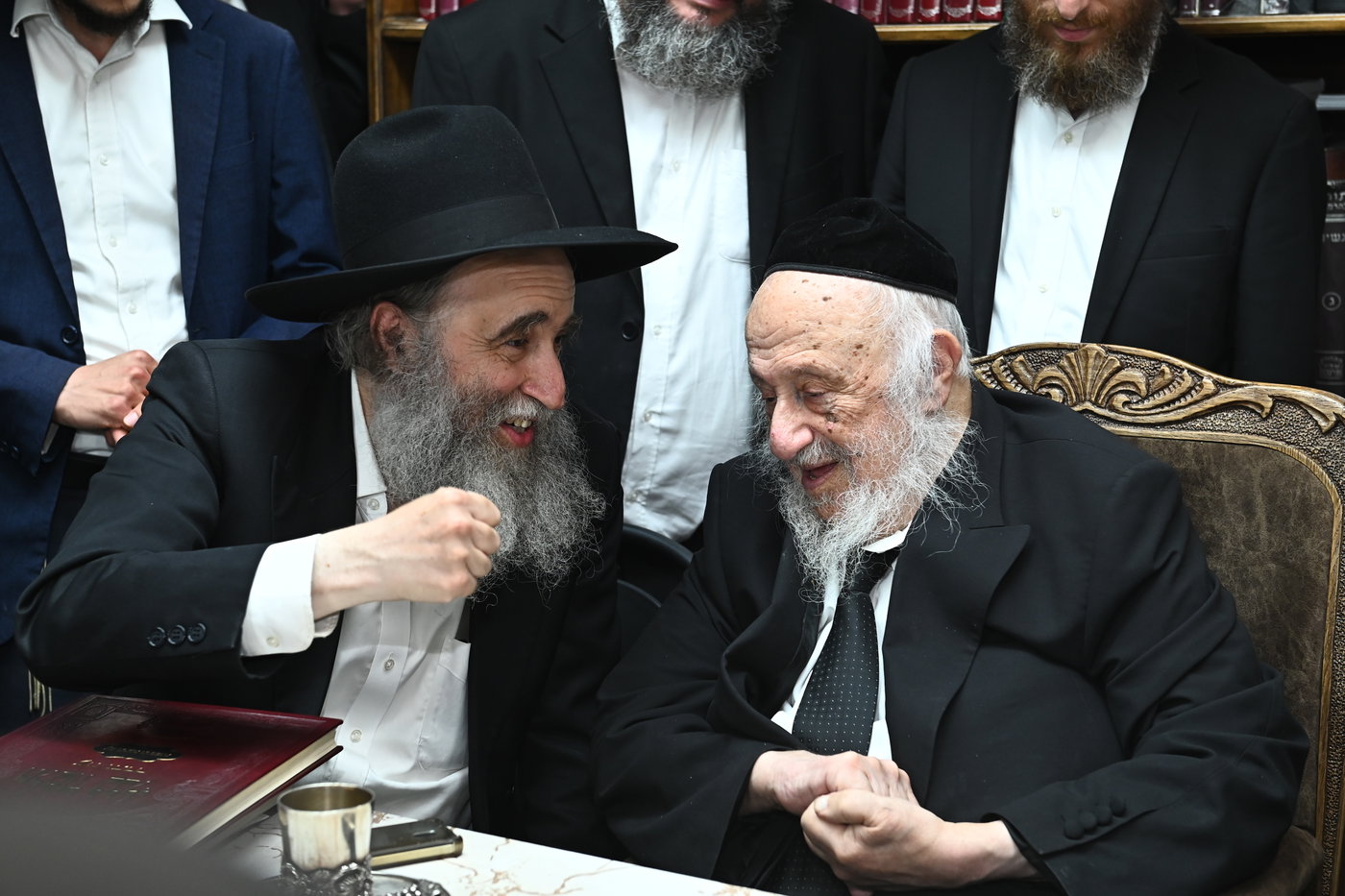 הגר"א גרבוז בסיום אצל הגרב"ד פוברסקי