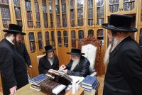 גאב"ד זוועהיל בביקור אצל האדמו"ר מצאנז