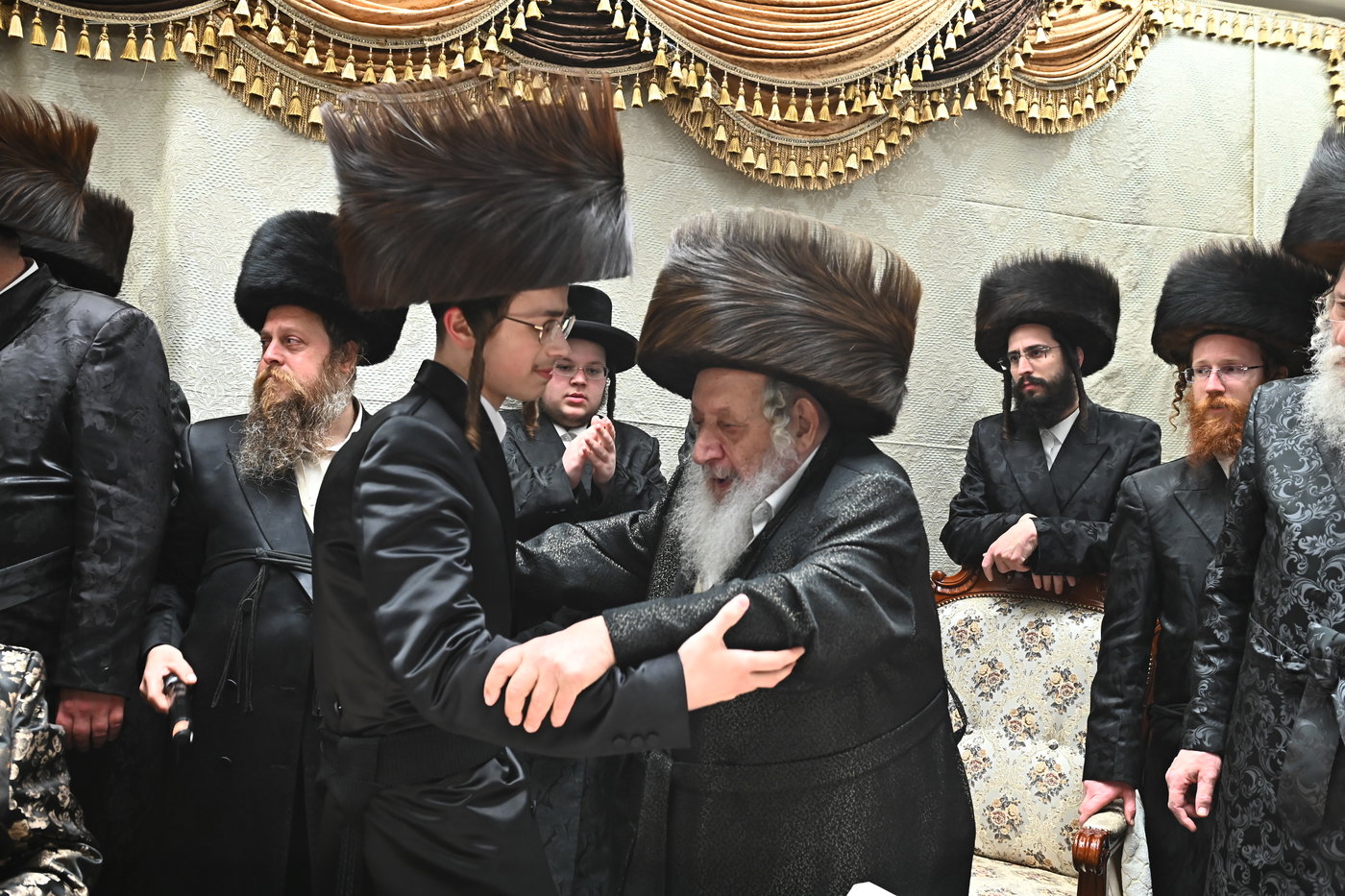 שמחת בית נאראל - זוועהיל - נדבורנה - שאץ ויזניץ
