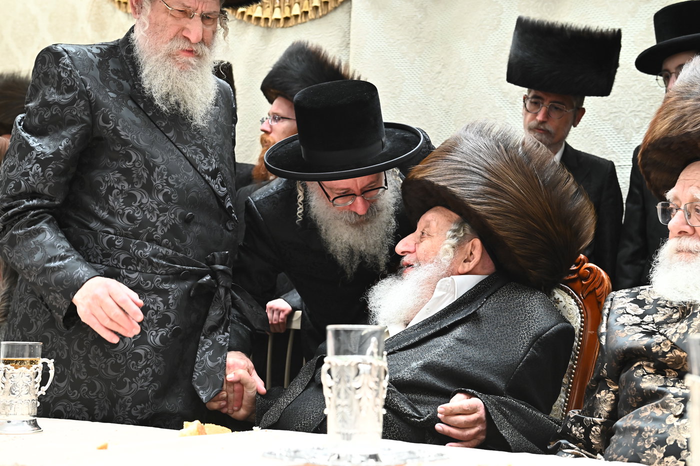 שמחת בית נאראל - זוועהיל - נדבורנה - שאץ ויזניץ