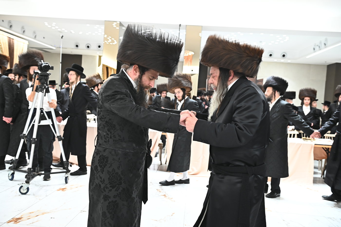 שמחת בית נאראל - זוועהיל - נדבורנה - שאץ ויזניץ