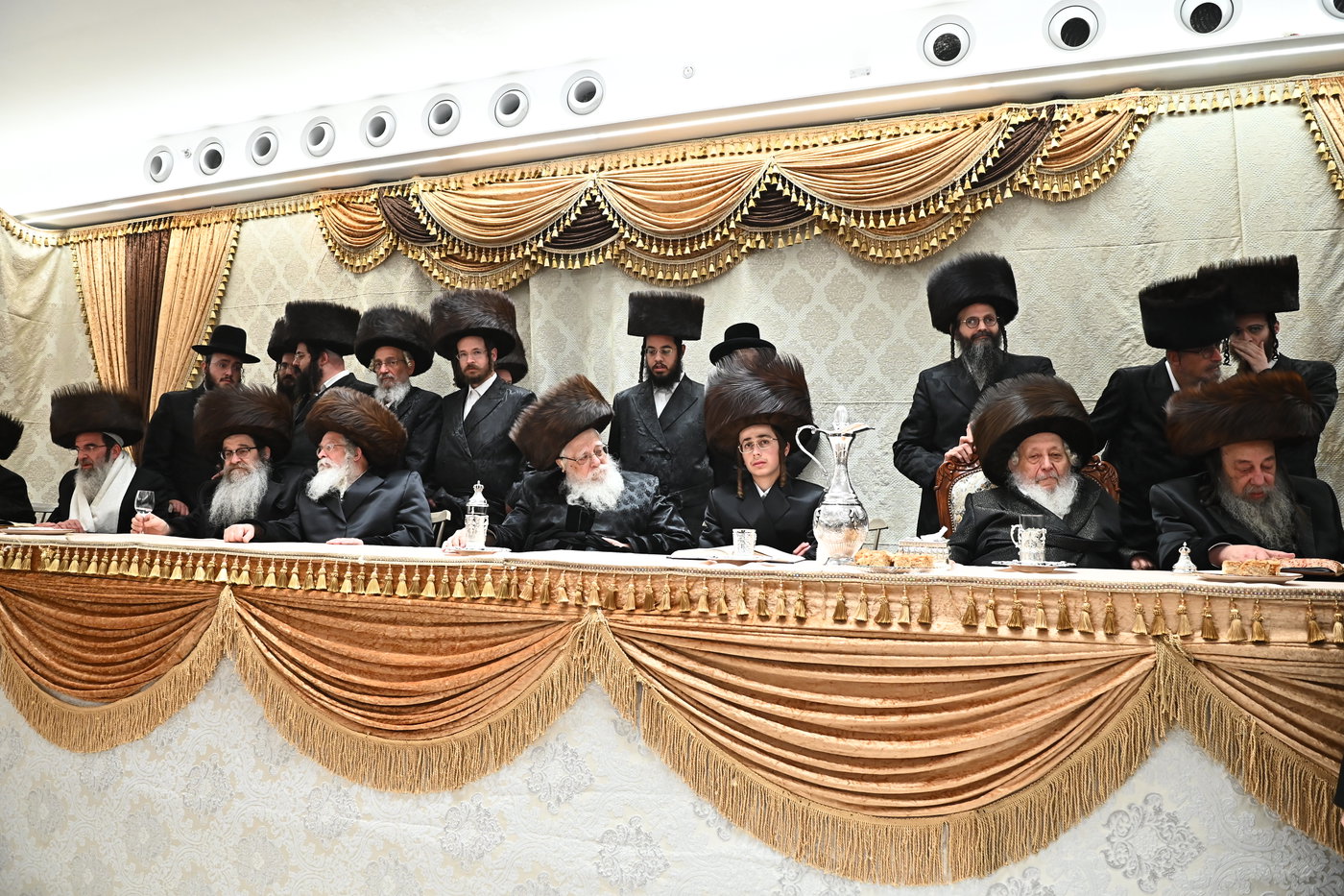 שמחת בית נאראל - זוועהיל - נדבורנה - שאץ ויזניץ