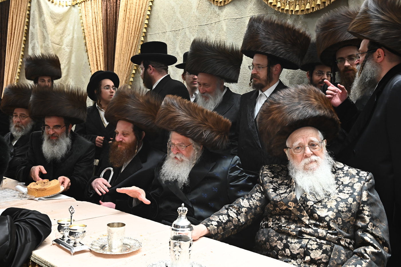 שמחת בית נאראל - זוועהיל - נדבורנה - שאץ ויזניץ