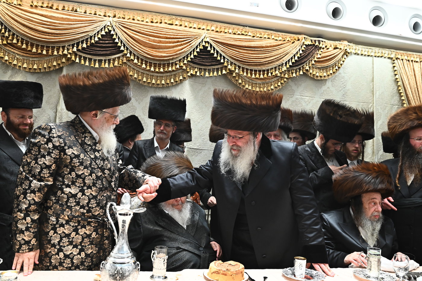 שמחת בית נאראל - זוועהיל - נדבורנה - שאץ ויזניץ