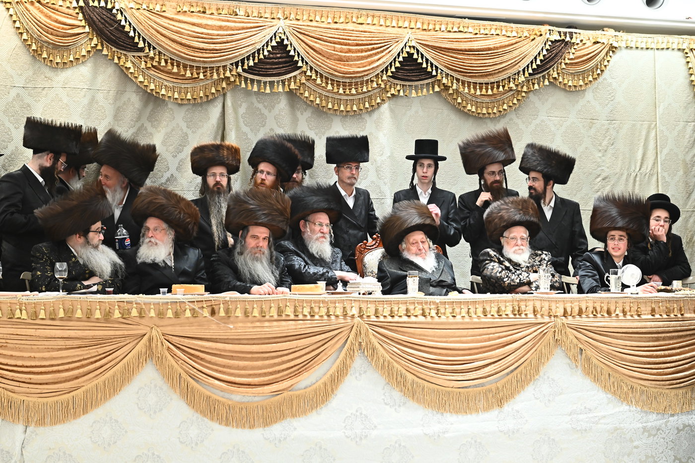 שמחת בית נאראל - זוועהיל - נדבורנה - שאץ ויזניץ