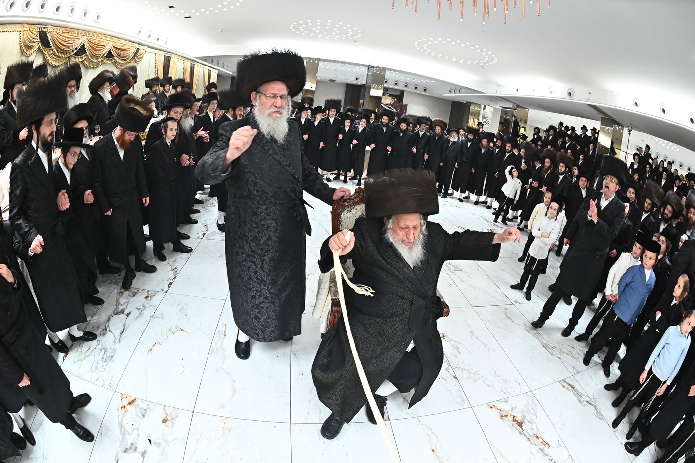 שמחת בית נאראל - זוועהיל - נדבורנה - שאץ ויזניץ