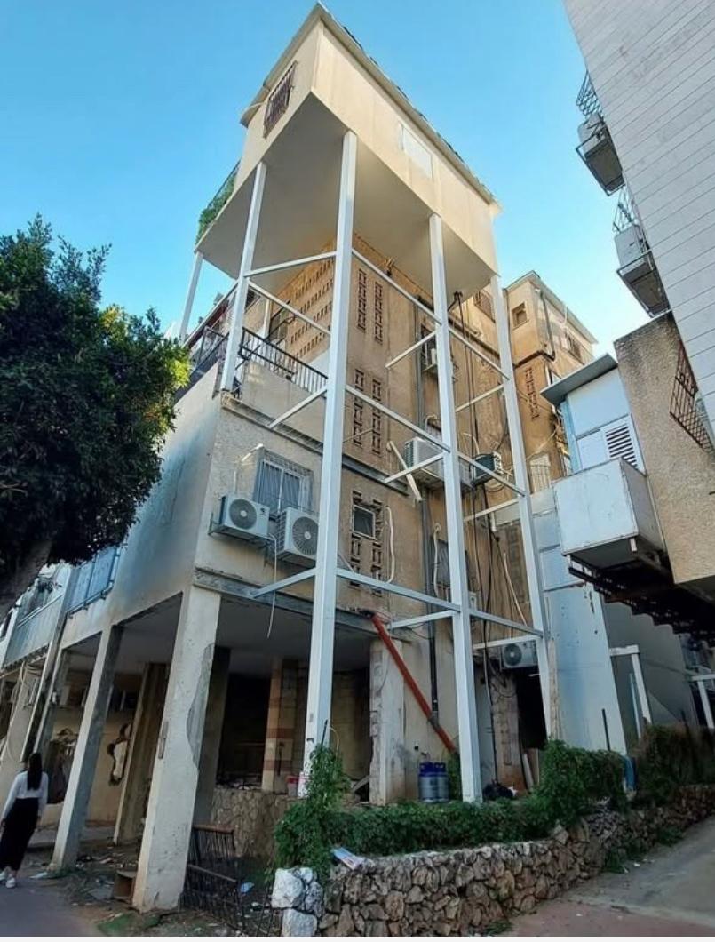 בניה מסוכנת בבני ברק