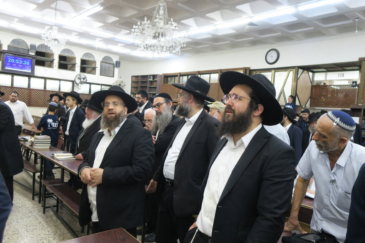 עצרת לרפואתו של הגר"ד קוק ברמת אלחנן