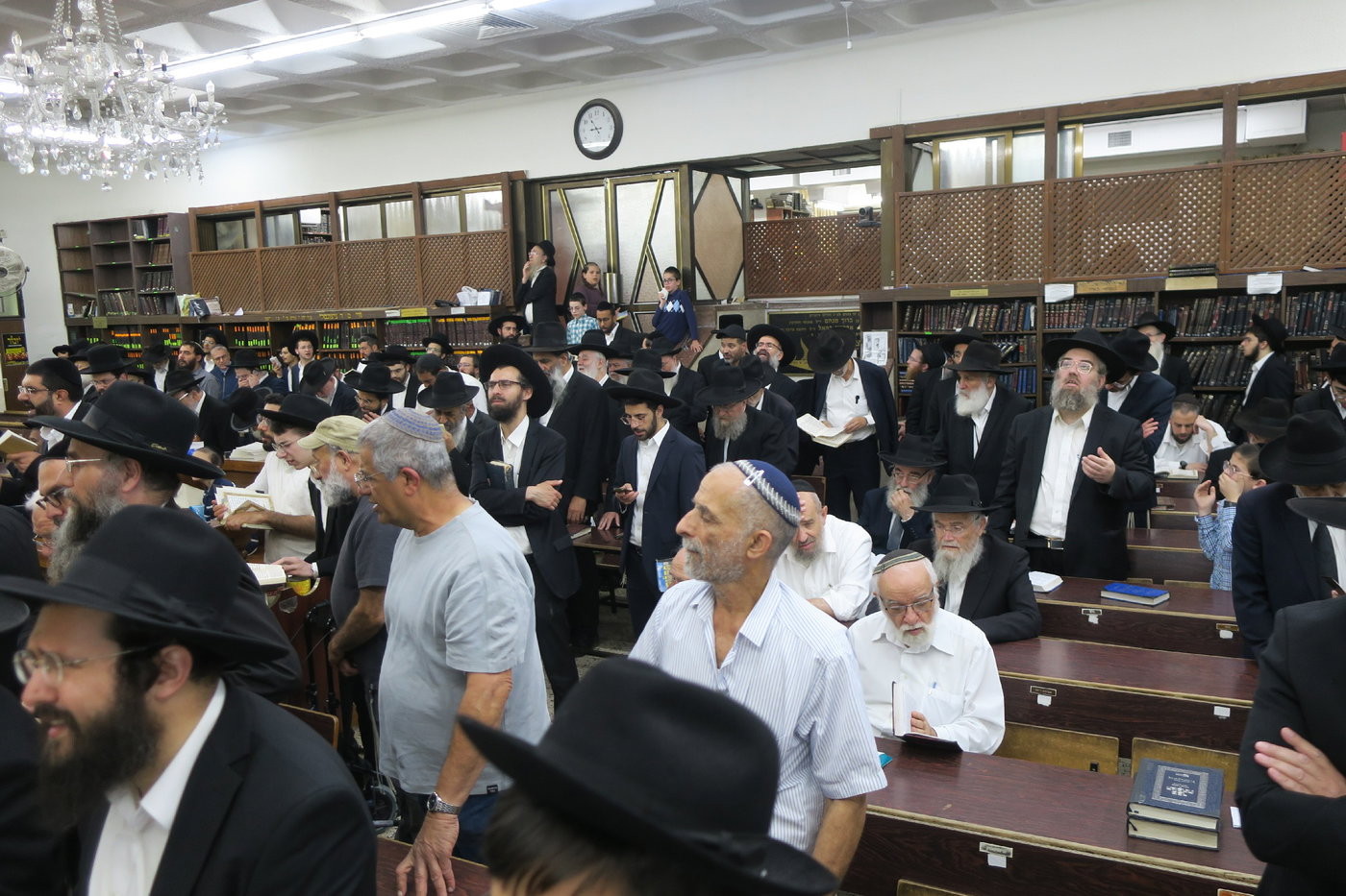 עצרת לרפואתו של הגר"ד קוק ברמת אלחנן