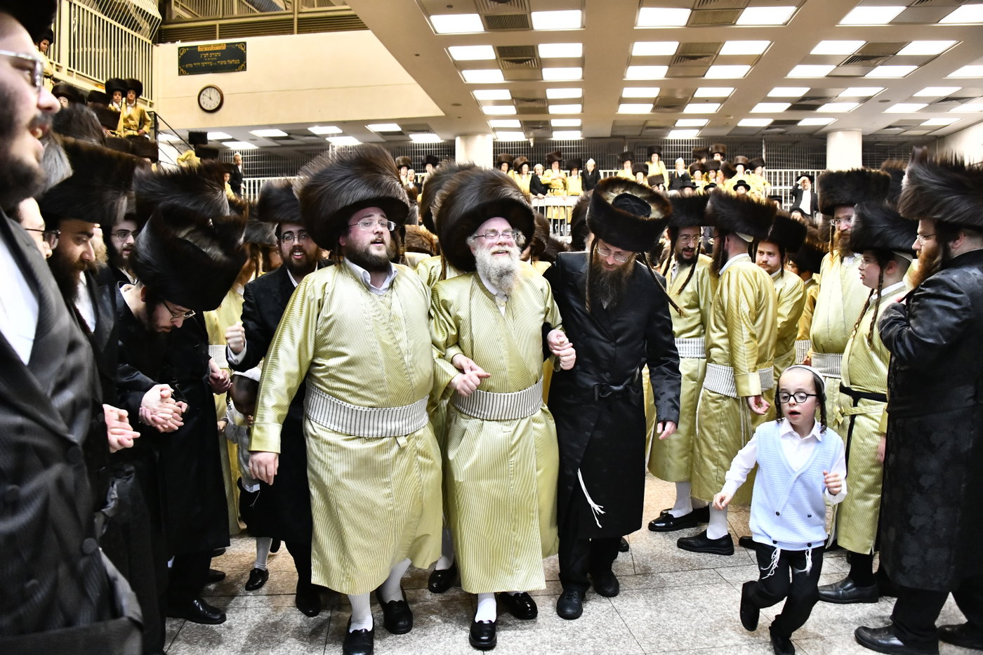 שמחת בית תולדות אהרן - משכנות הרועים