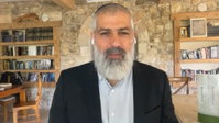 צבי יחזקאלי בפינה מיוחדת לפרשת בהעלותך • צפו