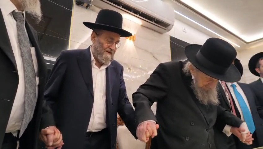 הריקוד המשותף כנגד הרדיפה