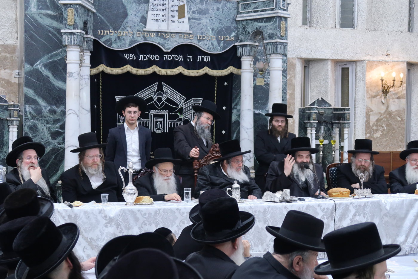 הילולא קדישא בקאמארנא 