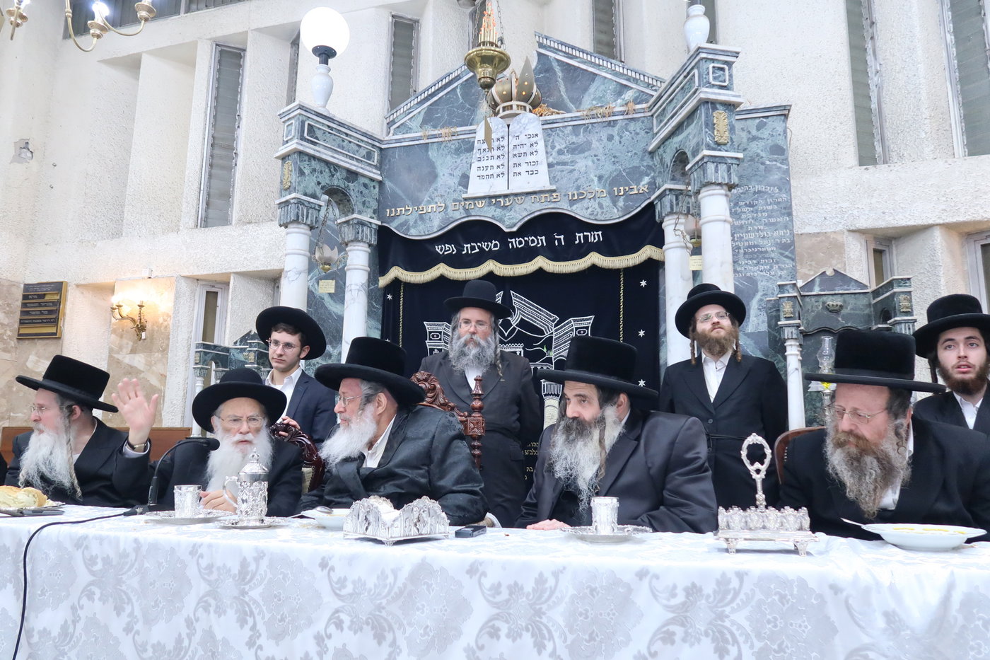 הילולא קדישא בקאמארנא 