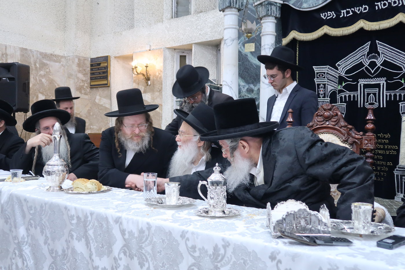 הילולא קדישא בקאמארנא 